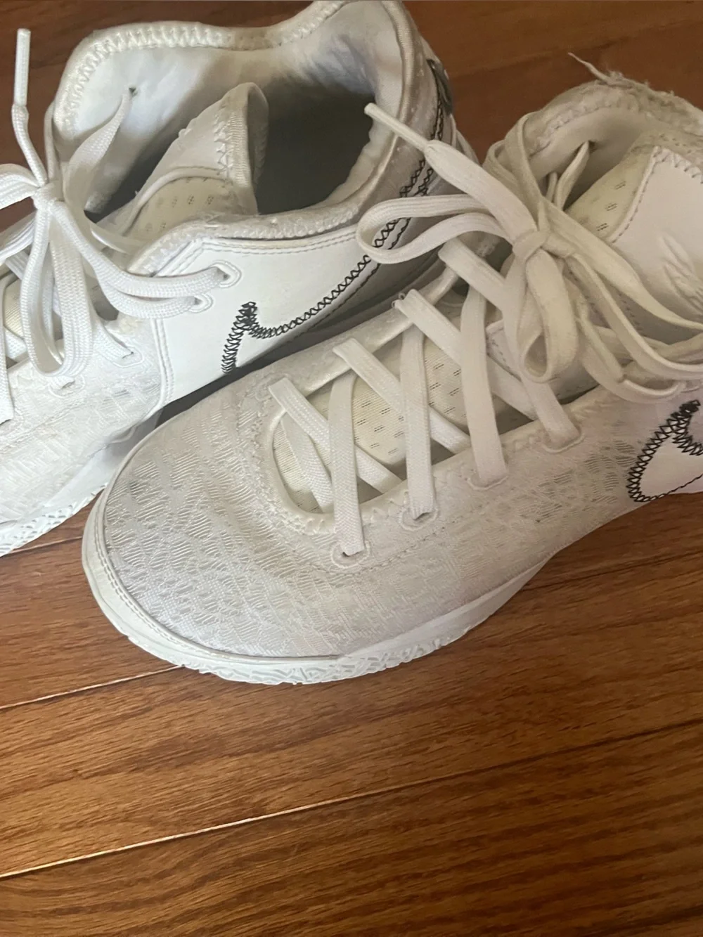 Nike Lebron lots wear